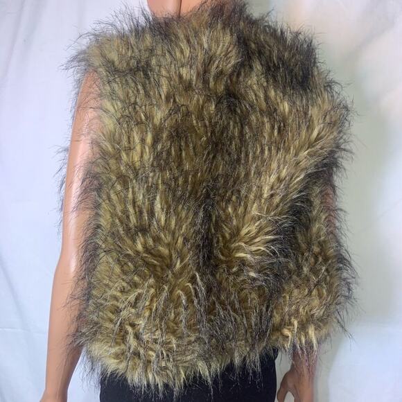 Catch Me faux fur open front vest brown & black SZ S fur vest winter/fall - Picture 3 of 9